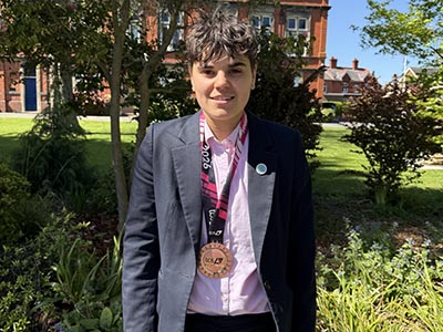 Upper Sixth Student Completes London Marathon for Charity