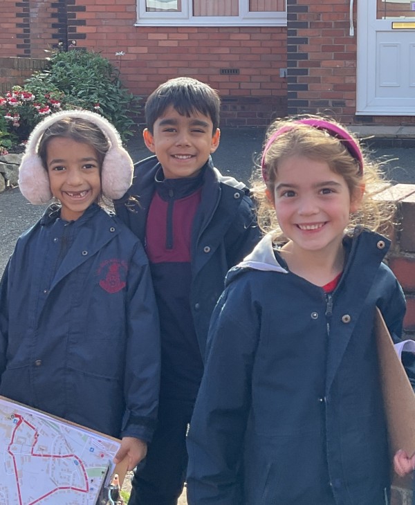 Year 2 Discover Local Landmarks on Geography Walk