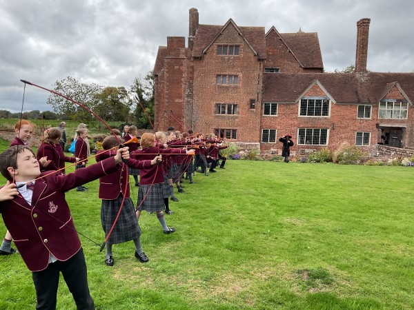 Year 5 Steps Back in Time at Harvington Hall